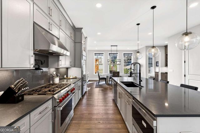 2722 Thornewilde Way, Atlanta, GA 30339