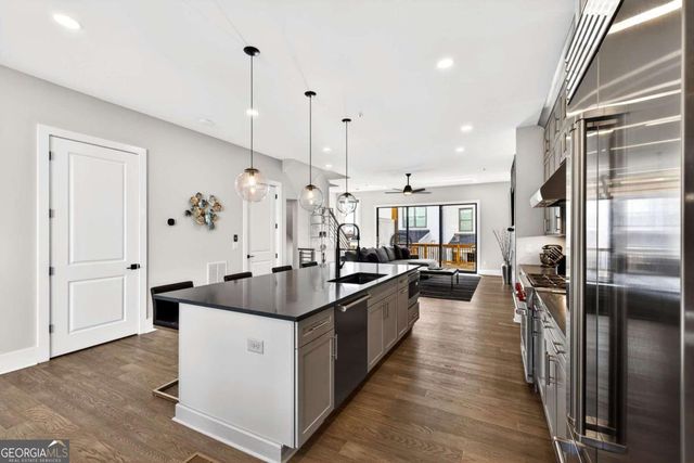 2722 Thornewilde Way, Atlanta, GA 30339