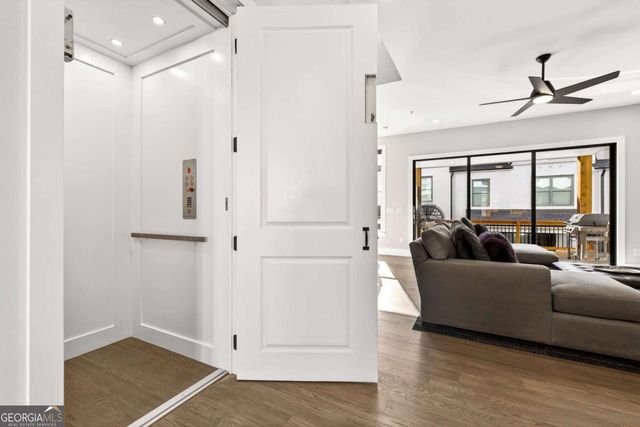 2722 Thornewilde Way, Atlanta, GA 30339