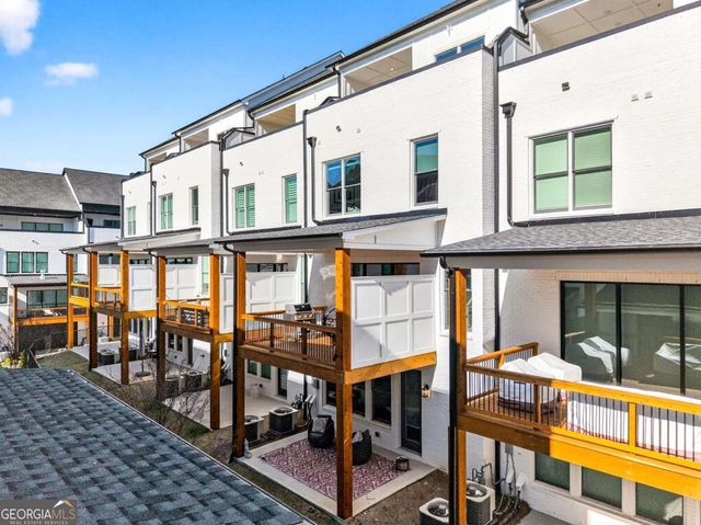 2722 Thornewilde Way, Atlanta, GA 30339