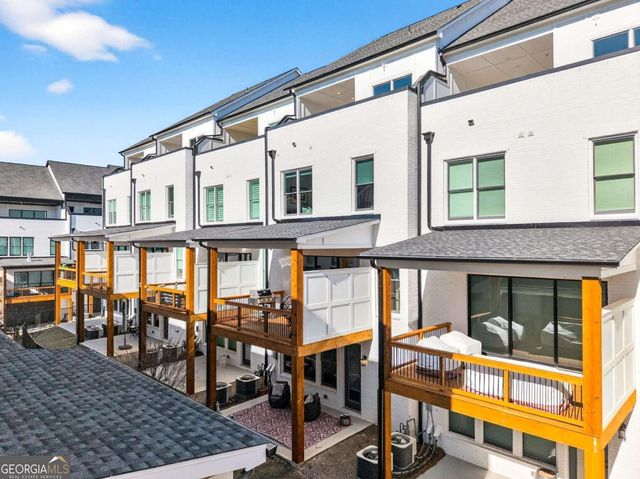 2722 Thornewilde Way, Atlanta, GA 30339