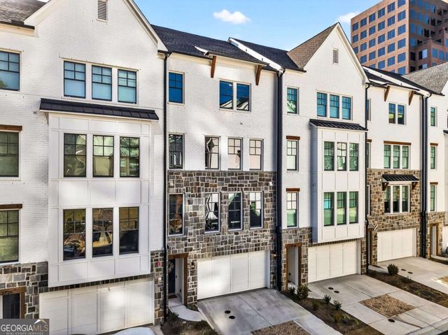 2722 Thornewilde Way, Atlanta, GA 30339