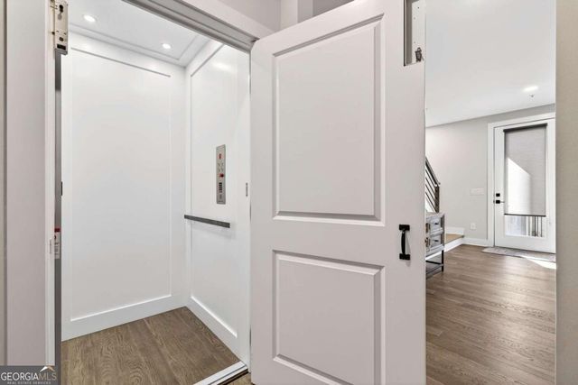 2722 Thornewilde Way, Atlanta, GA 30339