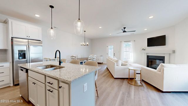 1405 Dorset Drive B, Greenville, NC 27834