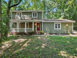 800 W Willis Road, York Twp, MI 48176