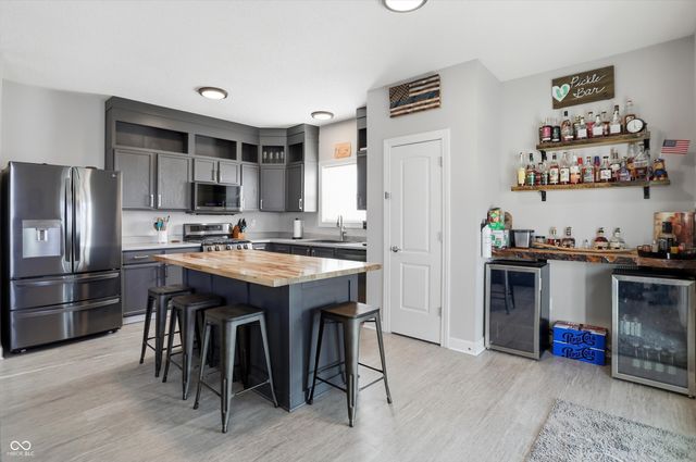 1799 Buckeye Court, Greenwood, IN 46143