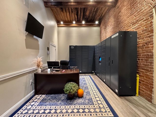 4 Bishop Street 303, Framingham, MA 01702