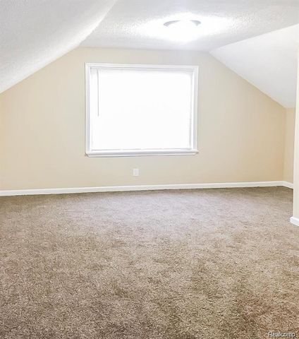 8690 Fielding Street, Detroit, MI 48228