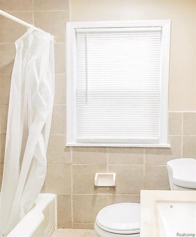 8690 Fielding Street, Detroit, MI 48228