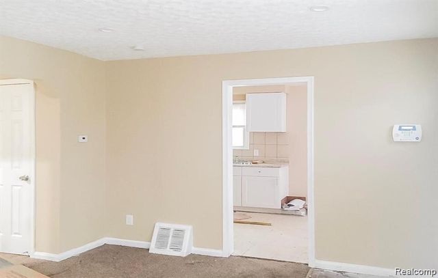 8690 Fielding Street, Detroit, MI 48228