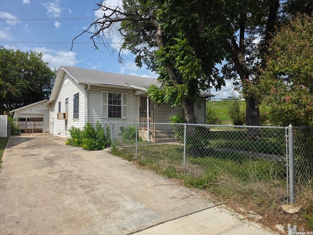 439 Ward, San Antonio, TX 78223