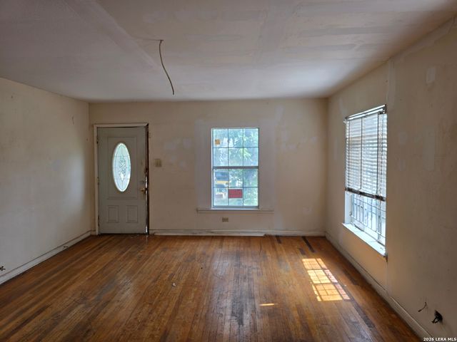439 Ward, San Antonio, TX 78223