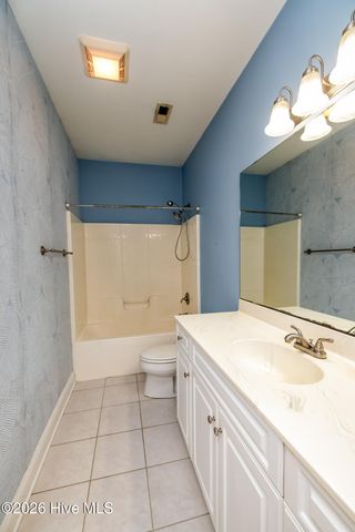 5009 Montford Drive, Wilmington, NC 28409