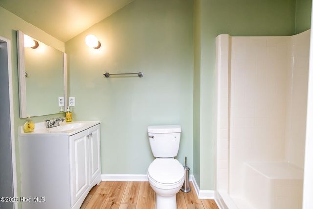 5009 Montford Drive, Wilmington, NC 28409