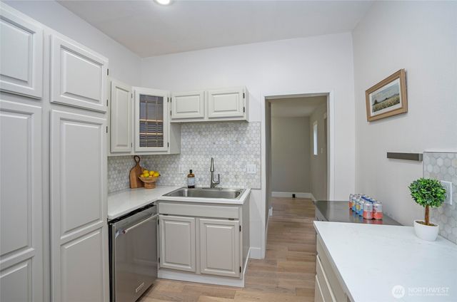 2510 N 8th Street, Tacoma, WA 98406