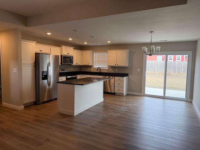 5725 BLACK GUM CT, Columbia, MO 65202