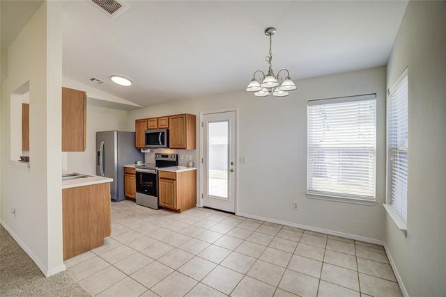 524 English Elm Lane, Norman, OK 73069