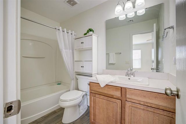524 English Elm Lane, Norman, OK 73069