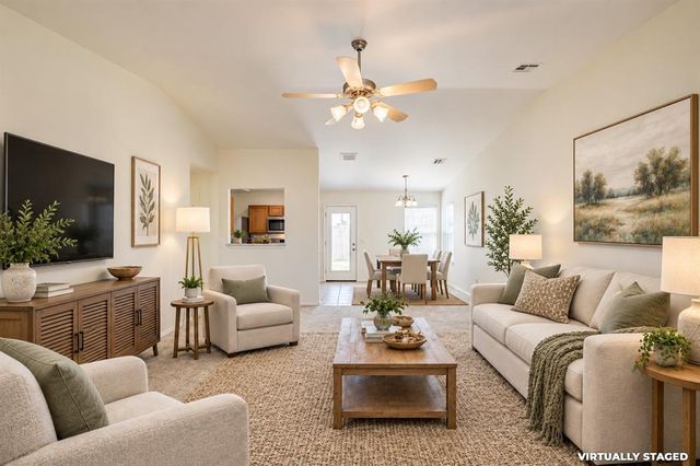 524 English Elm Lane, Norman, OK 73069