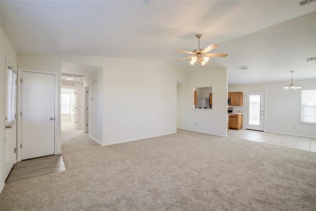 524 English Elm Lane, Norman, OK 73069