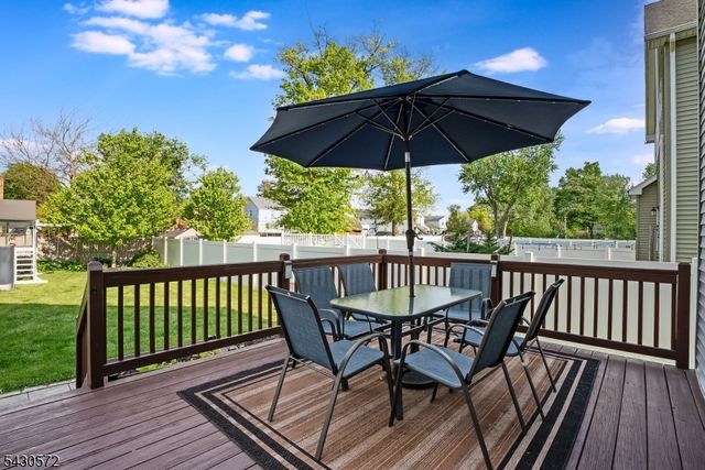 323 S Madison Ave, Dunellen Boro, NJ 08812