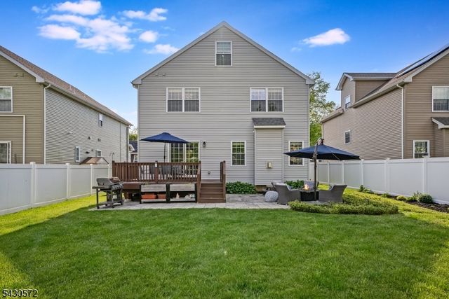 323 S Madison Ave, Dunellen Boro, NJ 08812