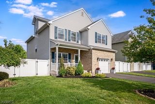 323 S Madison Ave, Dunellen Boro, NJ 08812