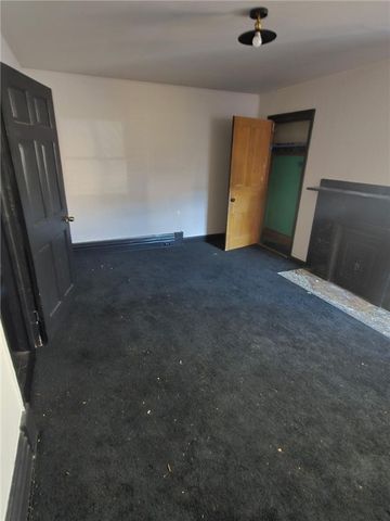 2114 Perrysville Ave, Perry Hilltop, PA 15214