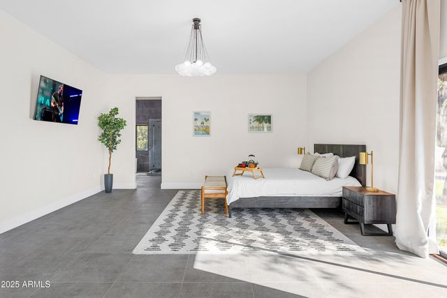 8417 E CACTUS Road, Scottsdale, AZ 85260