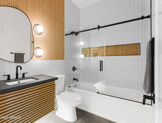 8417 E CACTUS Road, Scottsdale, AZ 85260