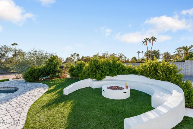 8417 E CACTUS Road, Scottsdale, AZ 85260