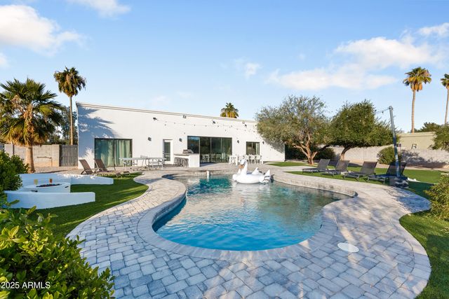 8417 E CACTUS Road, Scottsdale, AZ 85260