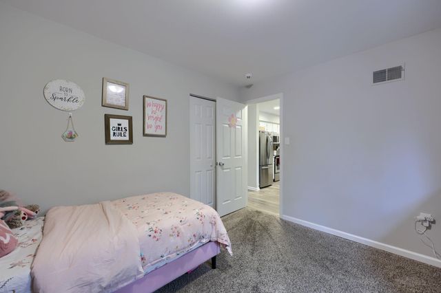 118 VALLEY GREENE CIR, Reading, PA 19610