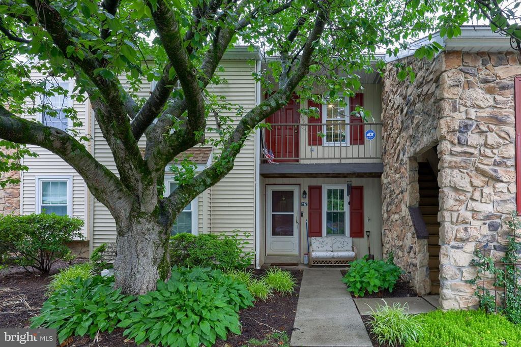 118 VALLEY GREENE CIR, Reading, PA 19610