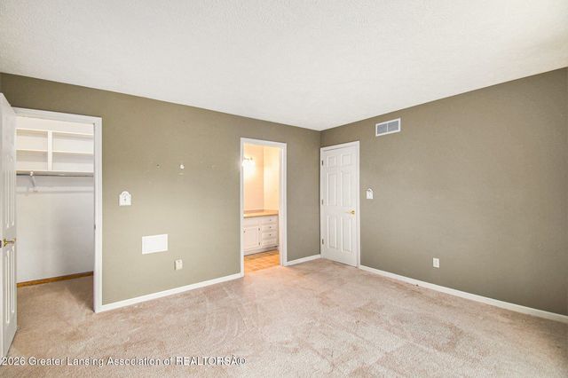 902 Eagles Nest Court, Mason, MI 48854