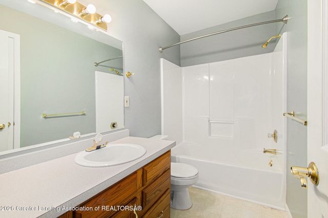 902 Eagles Nest Court, Mason, MI 48854