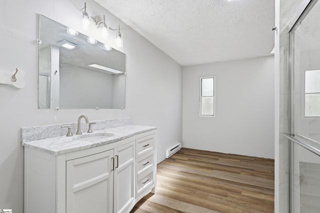 88 Deer Valley Road, Laurens, SC 29360