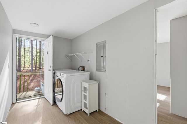 88 Deer Valley Road, Laurens, SC 29360