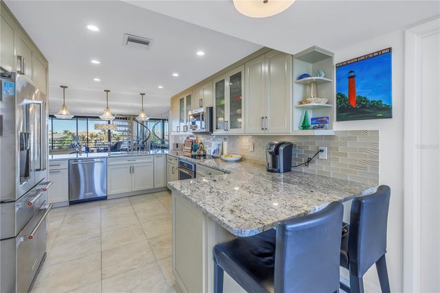 2795 KIPPS COLONY DRIVE S 305, St Petersburg, FL 33707