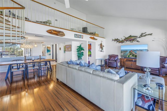 2795 KIPPS COLONY DRIVE S 305, St Petersburg, FL 33707