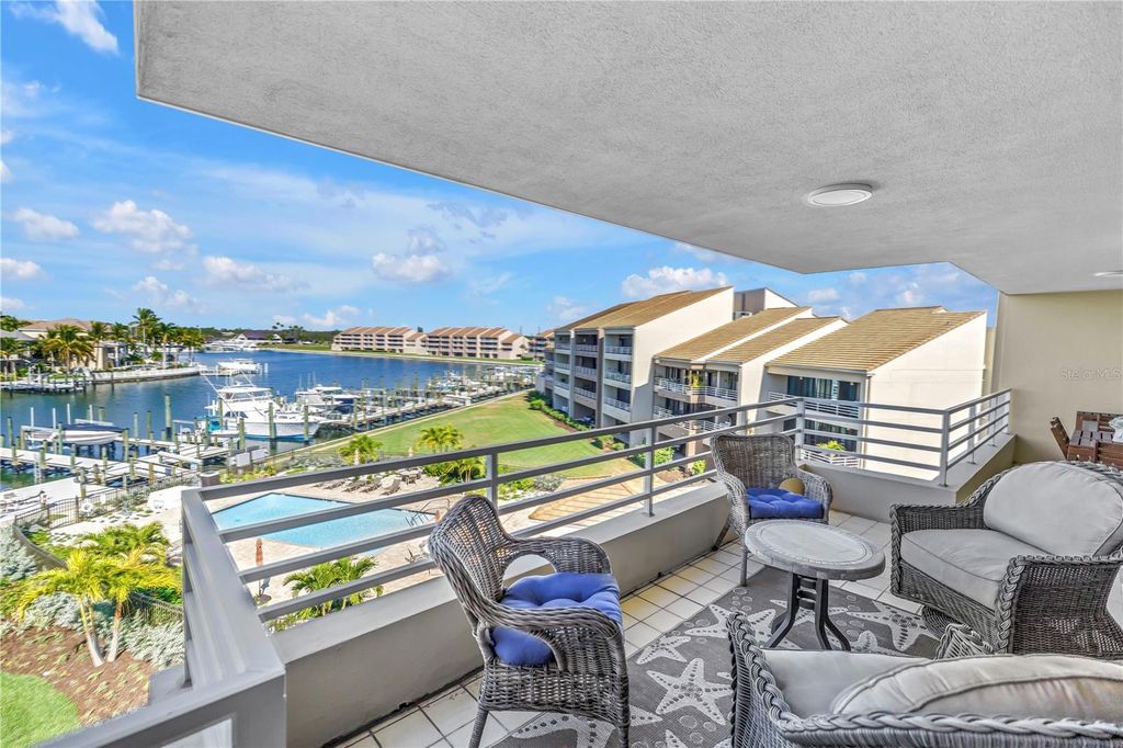 2795 KIPPS COLONY DRIVE S 305, St Petersburg, FL 33707