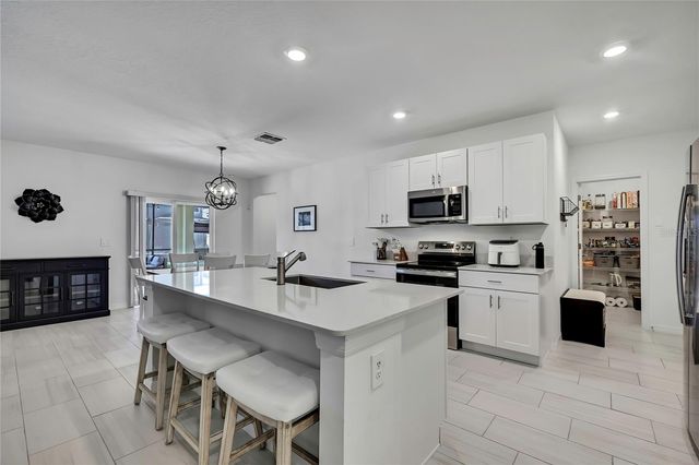 10090 GENTLE RAIN DRIVE, Land O Lakes, FL 34638