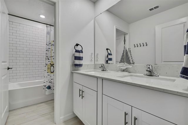 10090 GENTLE RAIN DRIVE, Land O Lakes, FL 34638