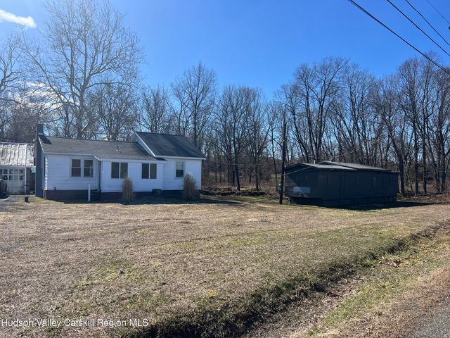 168 County Route 27b, Claverack, NY 12513