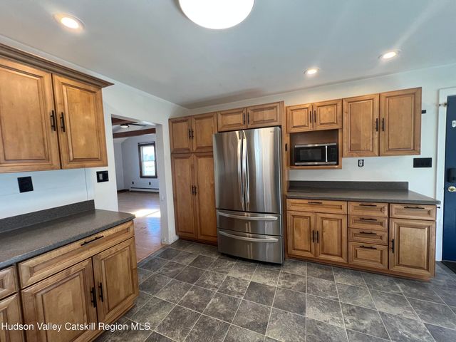 168 County Route 27b, Claverack, NY 12513