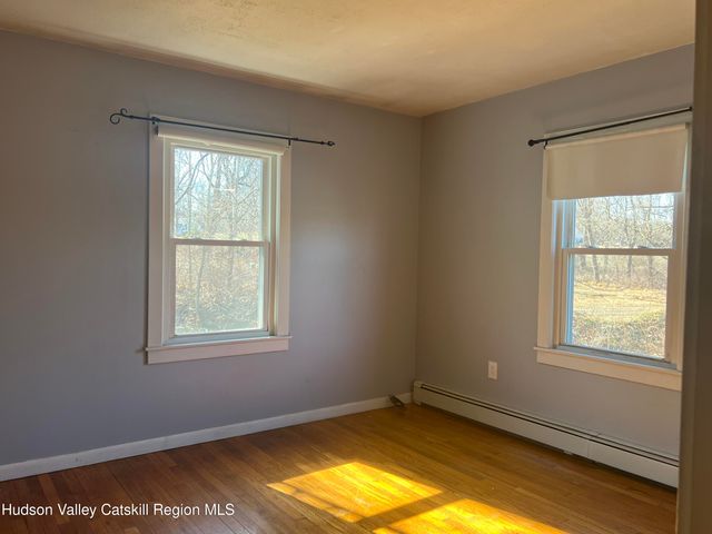 168 County Route 27b, Claverack, NY 12513