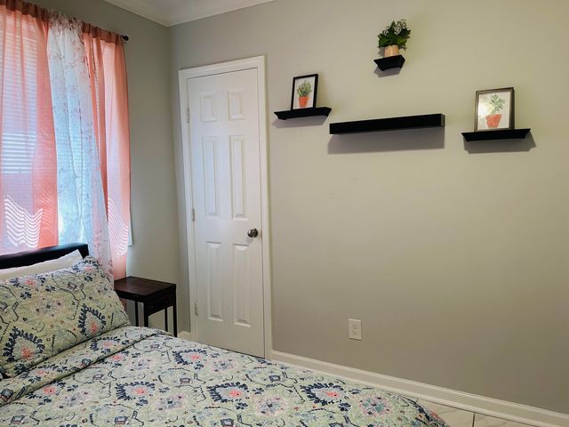 710 VAUGHN RD, Memphis, TN 38122