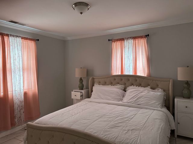 710 VAUGHN RD, Memphis, TN 38122