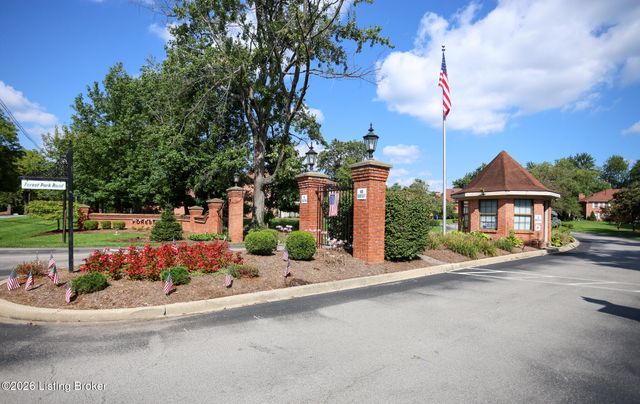 103 Forest Park Rd, Louisville, KY 40223