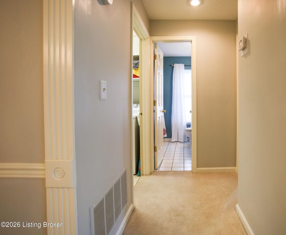 103 Forest Park Rd, Louisville, KY 40223
